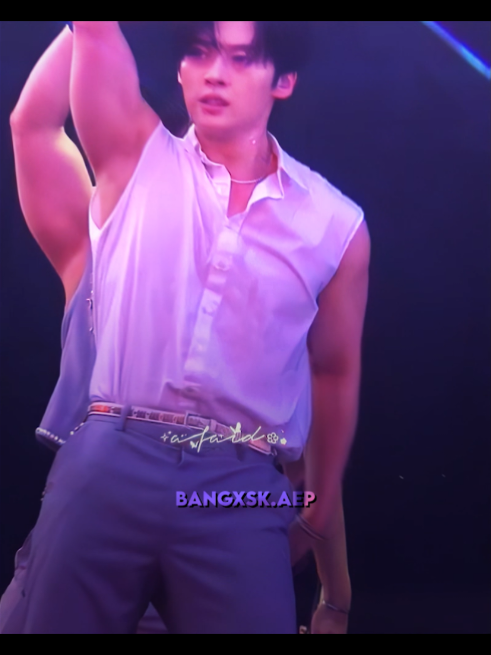 I'm not going to get past the first clip 🫦 #leeknow #bangxsk #mambagrp #tokkicult✞ #candygrpp Dt:@Angielina ‹𝟹 @𝐉𝐚𝐞𝐧ʲʷ @alxxkos🧸 @Elian✨  Ib:@Pau 