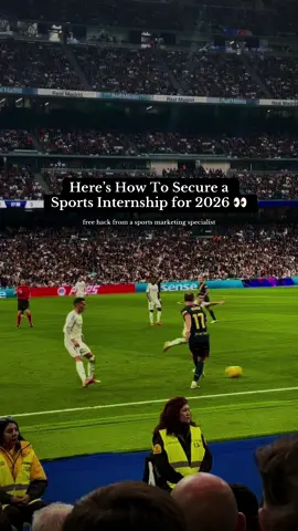 Keep those eyes peeled 👁️ #workinginsports #sports #football #footballtiktok #womeninsports 