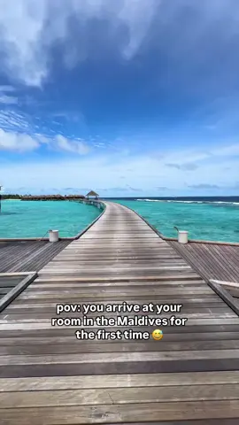 -follow for more travel inspo ✨ pov: you arrive at for the first time 😂💀 If you’ve been to the Maldives before you’ll know this feeling all too well 😂 This two bedroom overwater pavilion with a whole damn SWIMMING POOL in the living room is what dreams are made of. If you’re looking to make your Maldives vacation an epic one, then you NEED to stay here! TAG someone you would bring here 👇🏼 #maldives #maldivesislands #maldivesvacation #huvafenfushi #maldiveshoneymoon #tripofalifetime #bucketlistadventures #dreamtrip