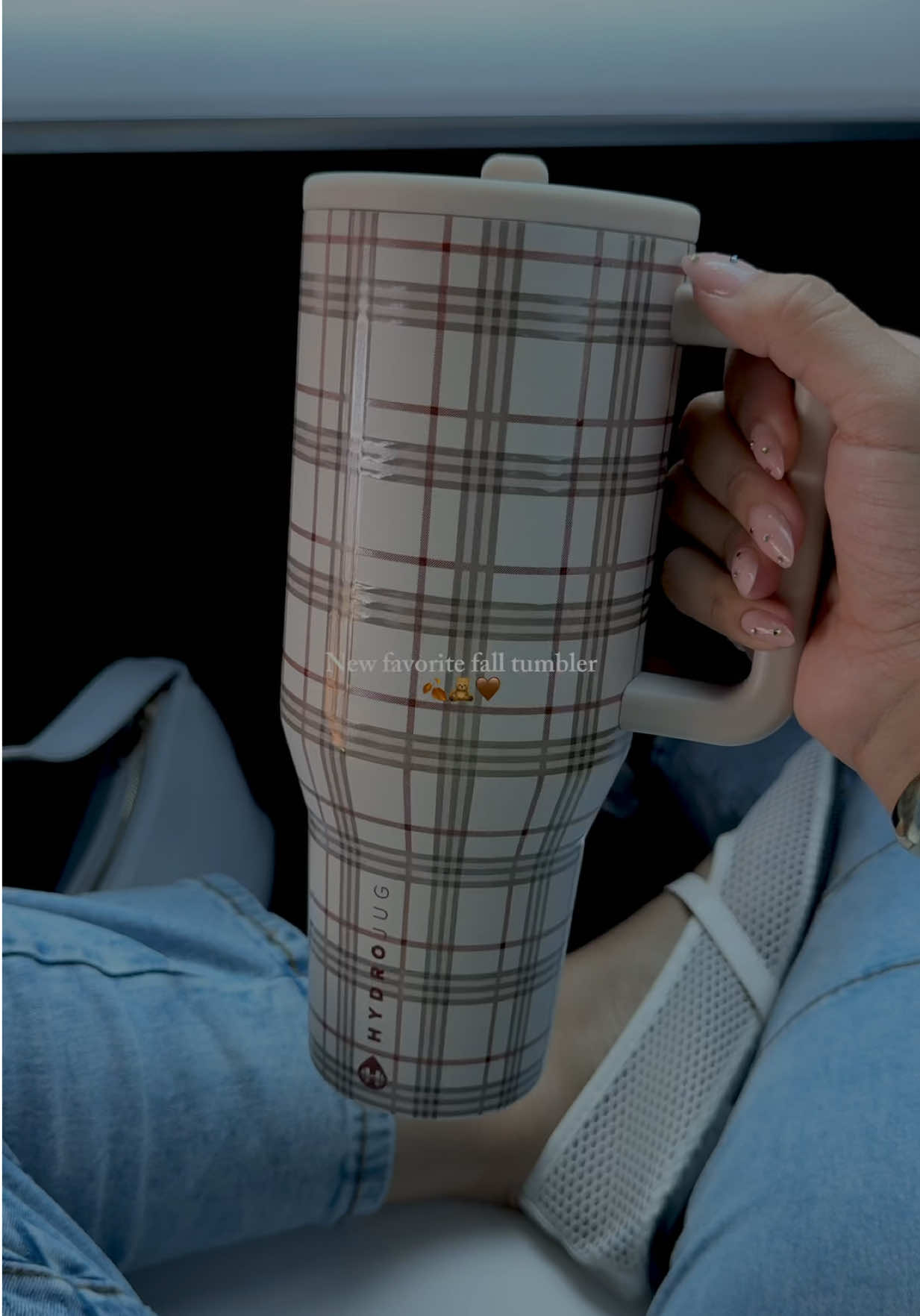 Fav @HYDROJUG 🤎🧸 #fyp #hydrojug #fall #autumn #foryoupage 