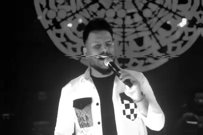 عاف الشوك صرت مالوك #جعفر_الغزال #مشاهدات #اغاني #اغاني_عراقيه #تصاميم_محمد🙎🏻 