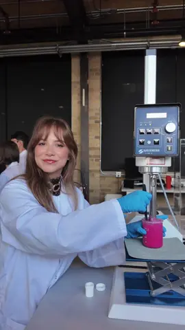 dia sendo cientista com @The Ordinary 