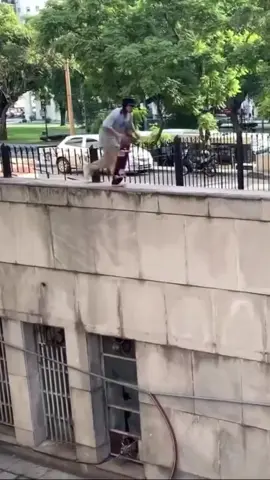 🎥 Your daily dose of global skateboarding action 🌍. Follow and shop our skater apparel—free UK shipping included! 🛹 Credit: #Skateboarding #skater #skateordie #skatepark #skateanddestroy