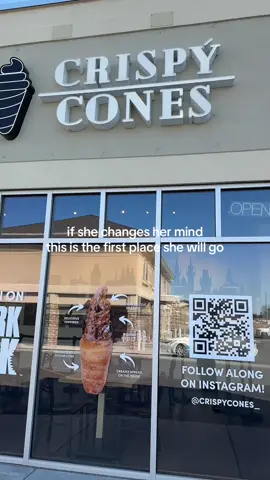 If she’s coming back, it’s for this 🖤 #crispycones #icecream #icecreamlover #treatyourself #dessert 