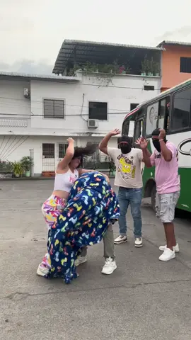 Cuando tu marido algo te hizo y te quieres desquitar #picolina @Caicedo🩸 