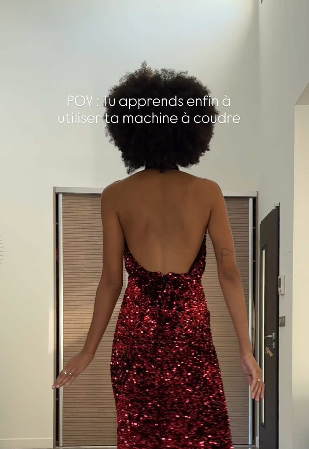 La question c’est : mais qu’est-ce que je fabrique ensuite ??  #couturetiktok #longdress #nightdress #homemade 