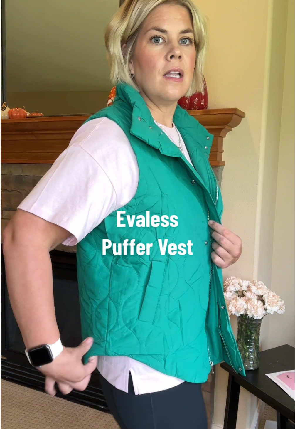 Lightweight puffer vest that layers without the bulk 🖤 Perfect for hoodie season. This one is cute, stylish, and cozy.  #cutevests #OOTD #veststyle #fallootd  #creatorsearchinsights 