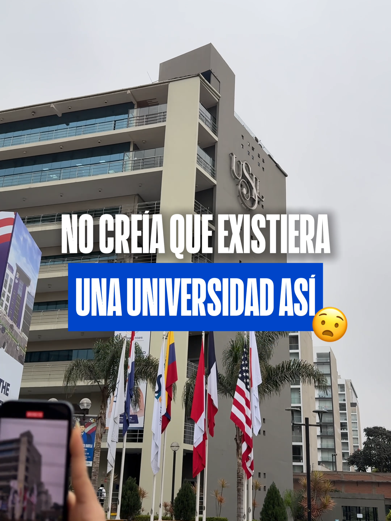 Explora oportunidades y prepárate para destacar con USIL, donde tu formación se convierte en un pasaporte al éxito. ✈️🌍