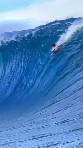 Surfing Big Waves Teahupoo. #surf #surfing #surfer #surfstyle #bigwave 