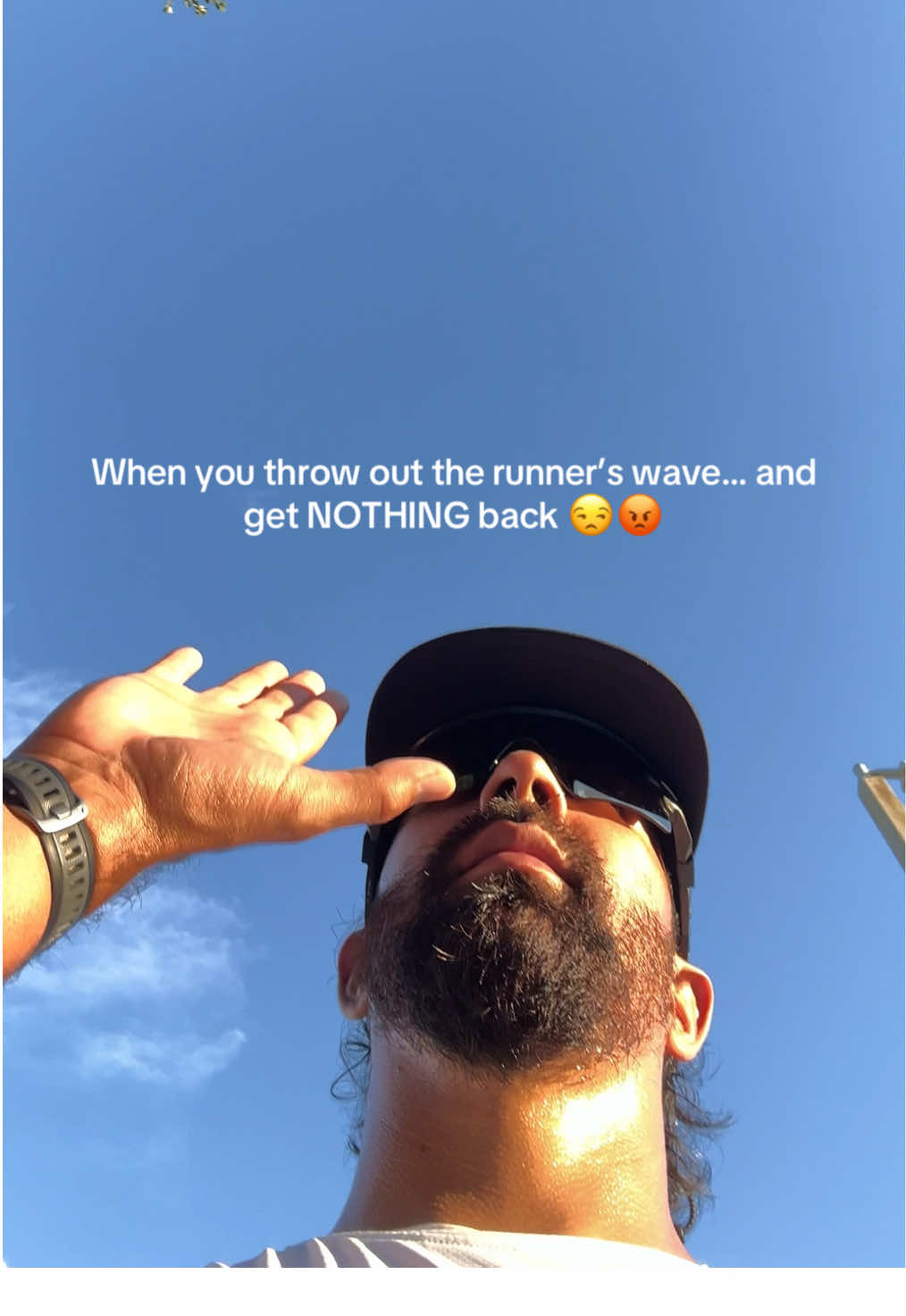 When you wave at another runner and they just ignore you. 😡 #runner #Running #run #runtok #runners @lu1sinmotion 