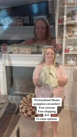 #sweatshirt #fallweather #personalizedgifts #womensfashion #fallfashion 