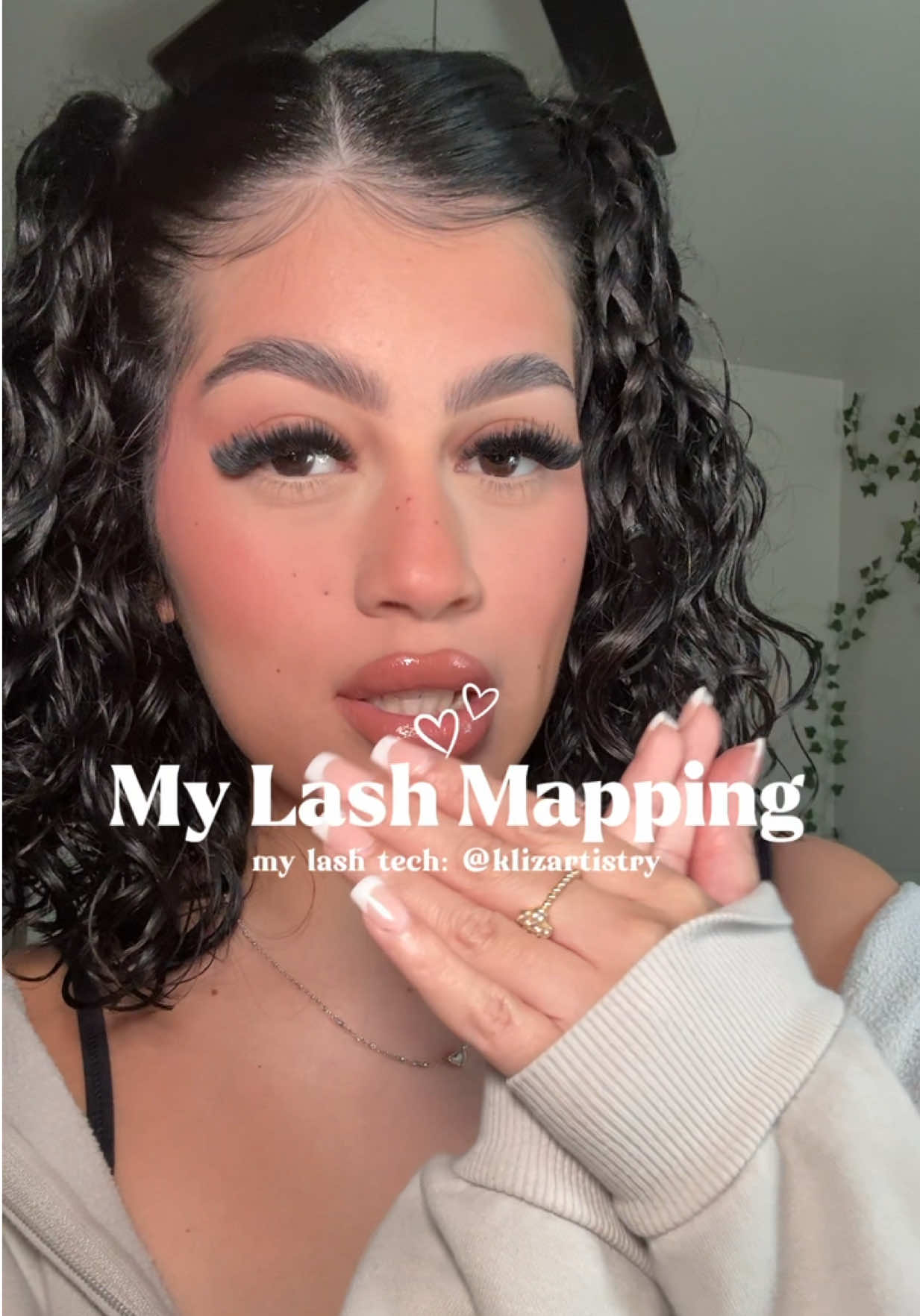 If you’re in the area I think I know your new lash tech!!!! @Kaytlyn Rodriguez // @ KLizArtistry on instagram!!! #klizartistry #lashextensions #lashmap #lashtech #atxlashtech 