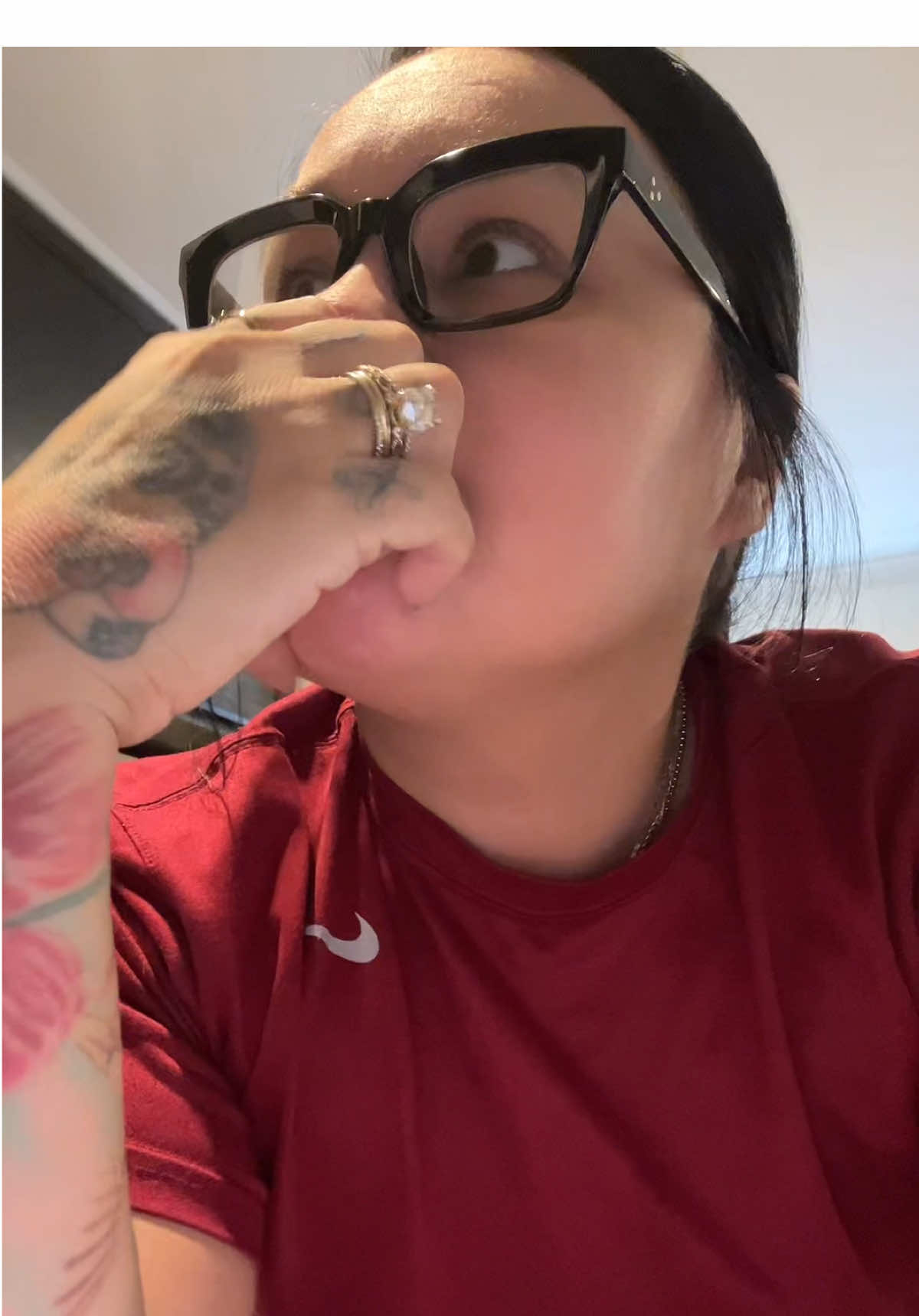 Mom brains need to be studied 😭 it’s like I’m everyone’s brain 😩#sahmtok #beingamom #momthings #beingamom 