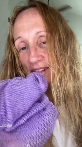 A bathing gift from Africa to the world. Exfoliate gently and cleanse deeply. @Subsahara #africanbathsponge 