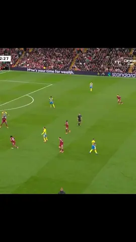 นิ่งๆคมๆอิซัค🔥😮‍💨 #liverpool #ynwa #football #tiktok #fyp 