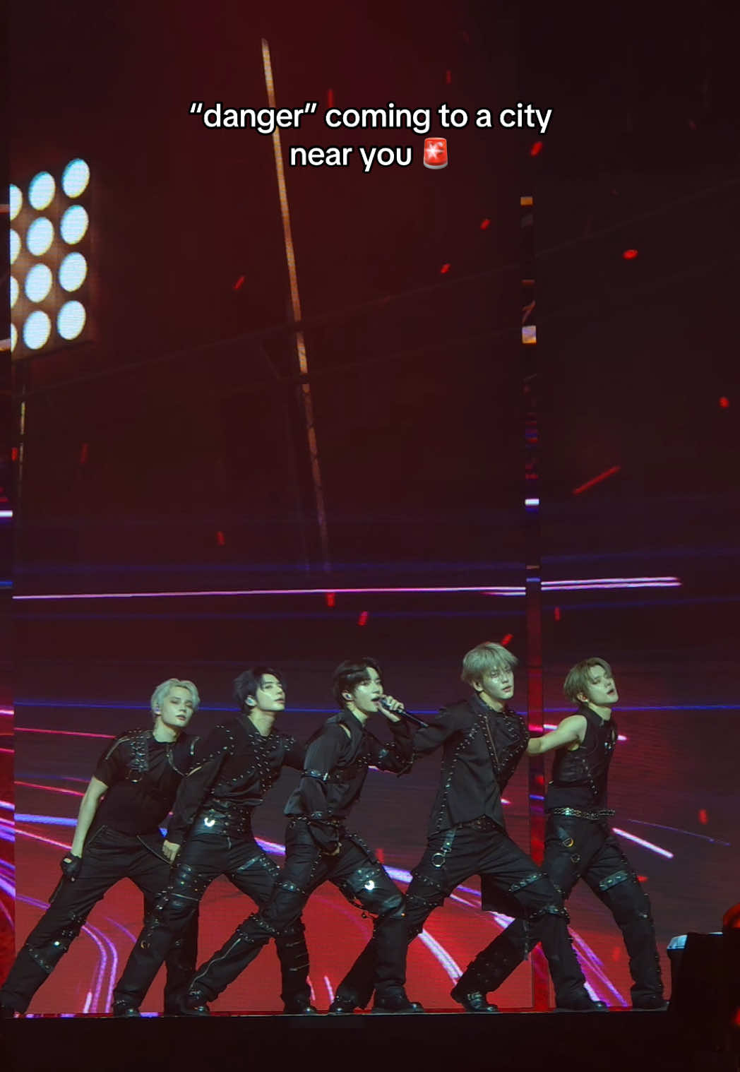 Be on the lookout for @TOMORROW X TOGETHER during the <ACT : TOMORROW> tour 🕵 #TOMORROW_X_TOGETHER #TXT #ACT_TOMORROW #TXT_TOUR_ACTTOMORROW