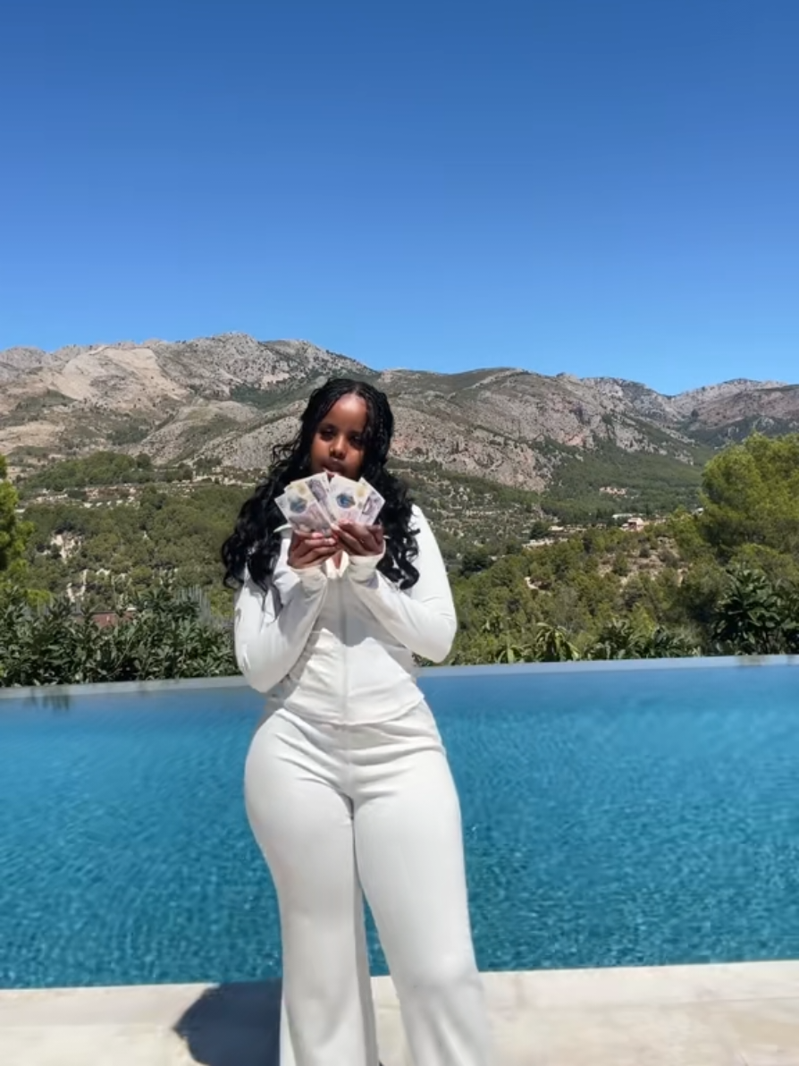 #africanfashion  #ankara  #kitenge  #fashion #somaligirls 