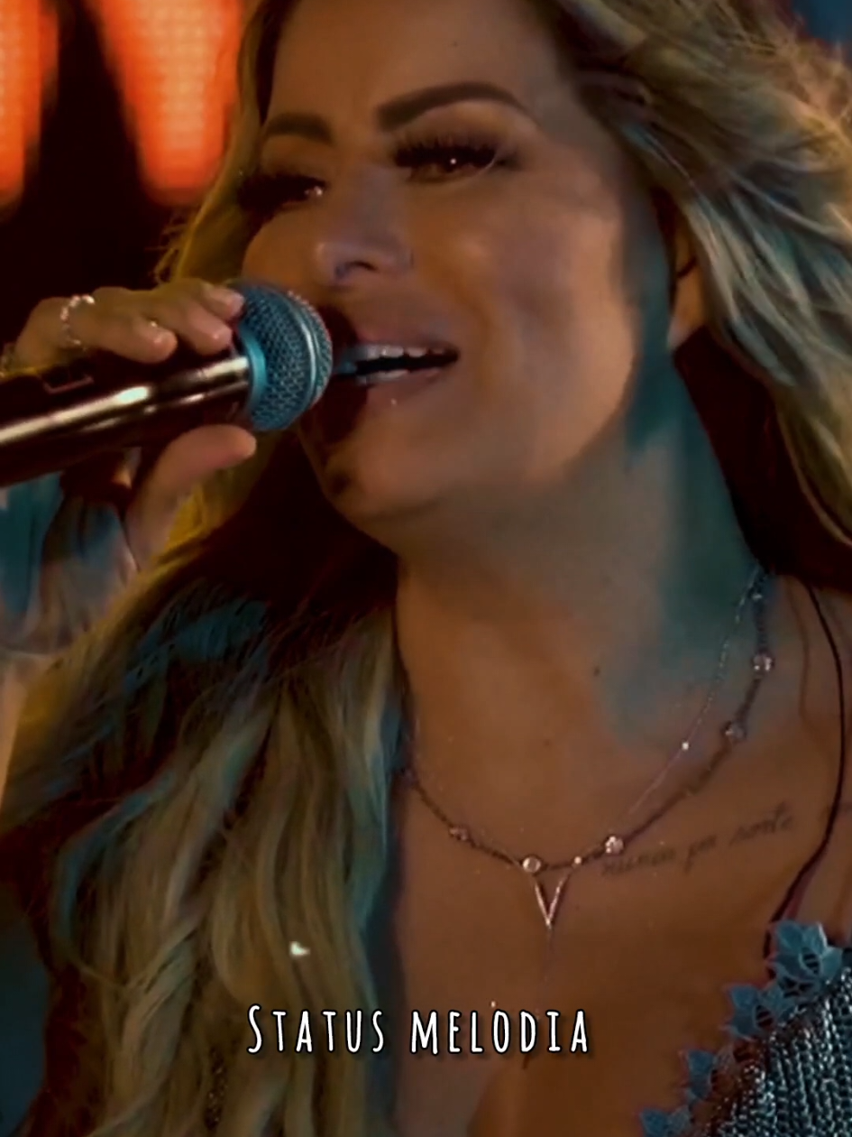 Walkyria Santos - Meu Tesão é Você  #walkyriasantos #musicaparastatus #forrodasantigas #bandamagnificos 