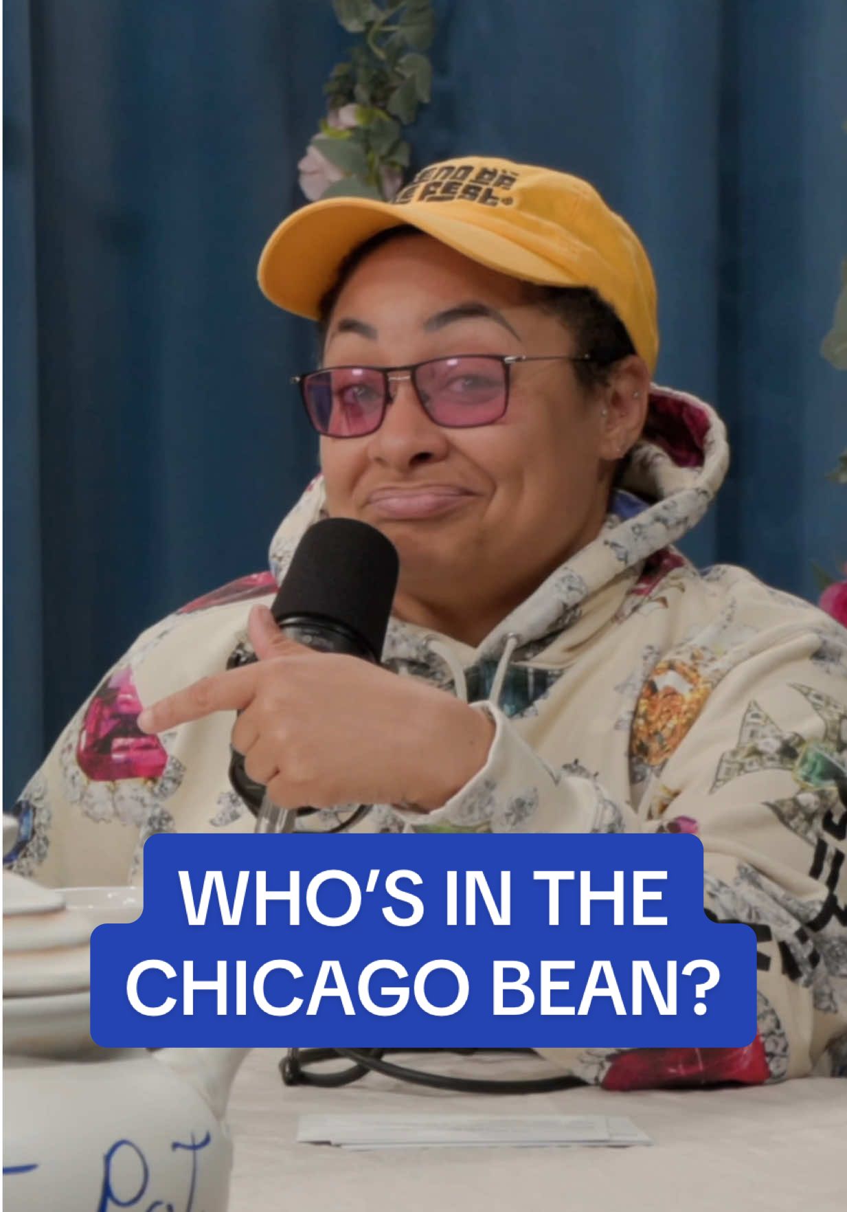 you never know what we’re gonna talk about on tea time 😂😭 @RILEY @ravensymone @miranda v. pm #chicagobean #hoax #justjokes 