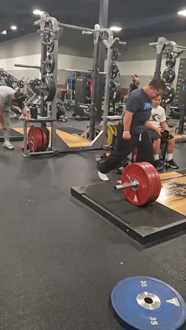 my nephew SIUA TONGI 10yrs old wanted to set a world record unofficially before he turns 11. Deadlifting 315lbs!! coached by @SwoleGamer TEAM POLYNESIANSTRENGTH #fyp #football #PolynesianStrength #explore #LIVEIncentiveProgram 
