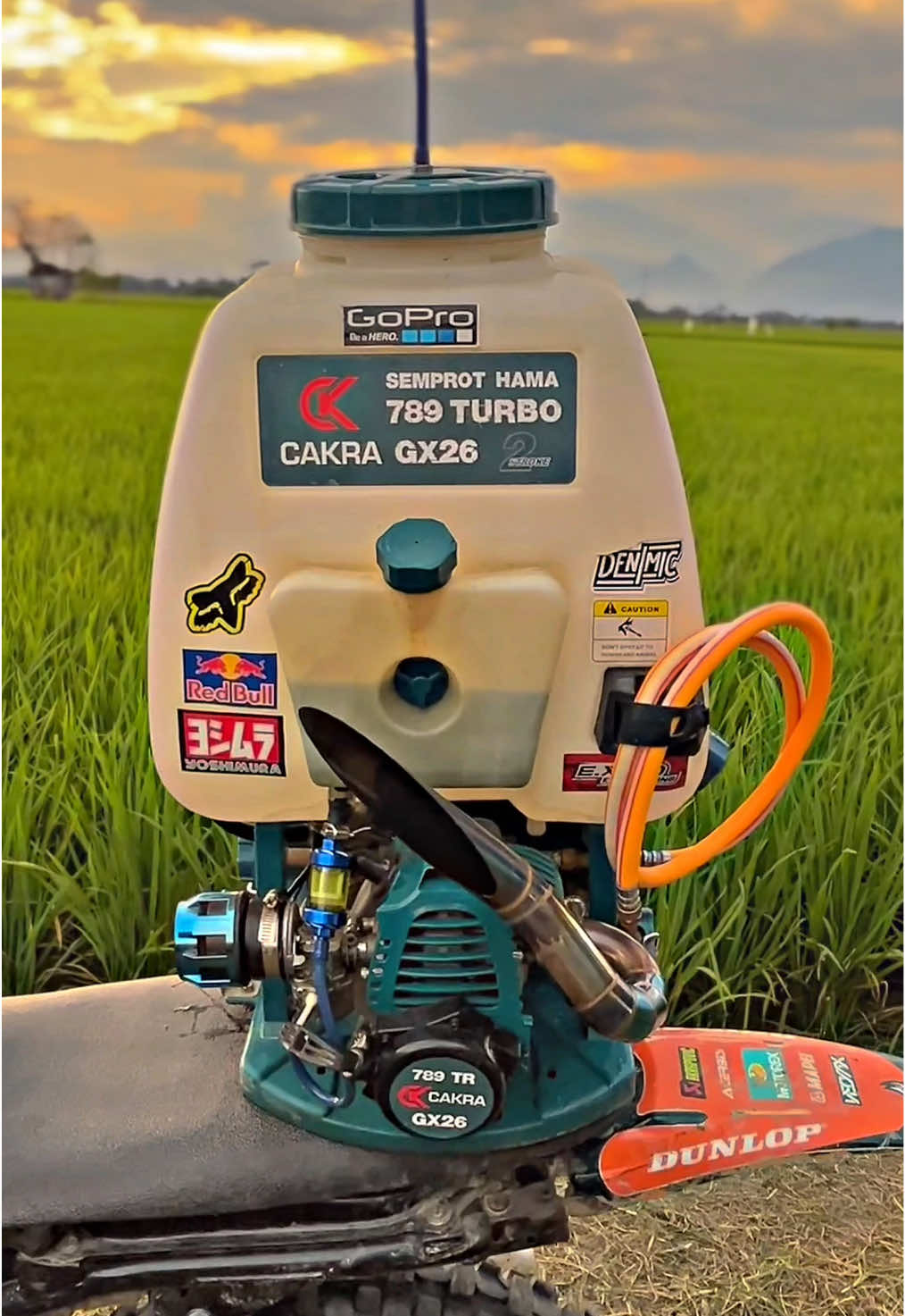 Kenalpot bambu runcing sprayer 2 T  model tahiland 🔥#petaniindonesia🇮🇩🇮🇩🇮🇩🌿🌿 #petanipadi #petani #petanimuda #knalpotracingtu26 