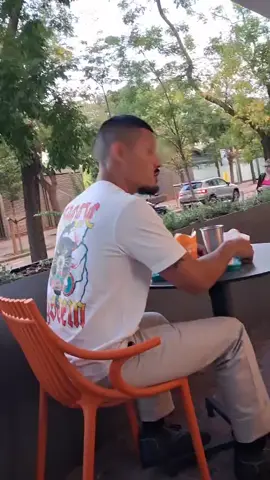 Esta tarde lo mal que lo hemos pasado en el #popeyessabadell por culpa de estos 2 trabajadores si podeis compartir para que llegue a #popeyes y que les hechen 