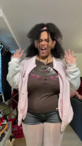 SIR MIX A LOT 🤨 ———————————————— Opens To Mutals! TikTok: Imstilltara (Most Active) Insta: Imstilltara Discord:imstilltara Bluesky:imstilltara ———————————————— Description: my ootd  ———————————————— Hashtags: #ugc #Nyc #viral #trending #OOTD