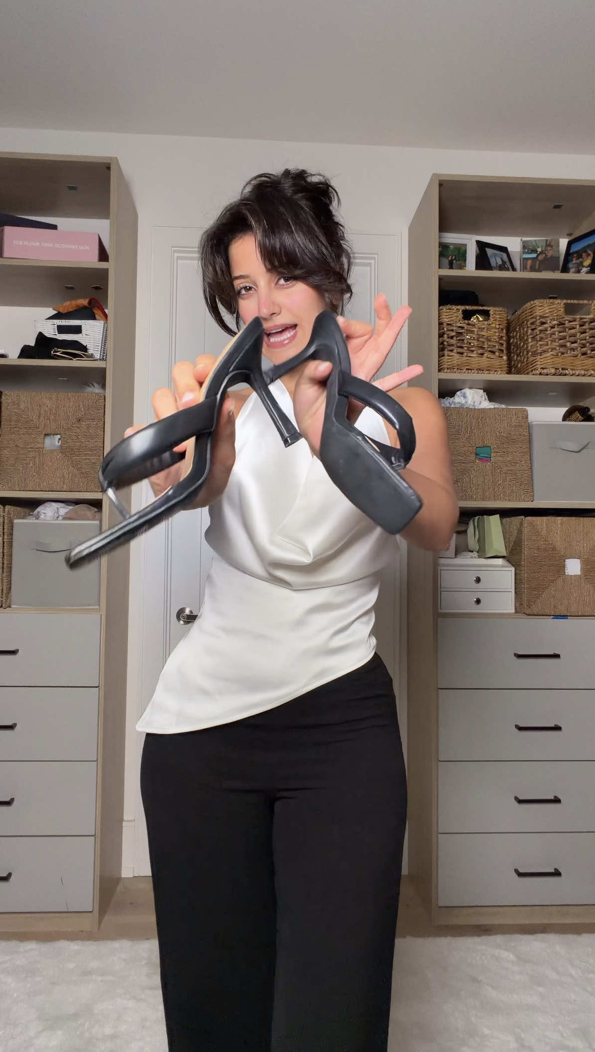 #GRWM — Birthday Princess  pants from @Fashion Nova top from @PEPPERMAYO accessories from @windsorstore shoes from @Babyboo #makeup #ladiesfashion #fashioninspo #fitcheck #forthegirls 