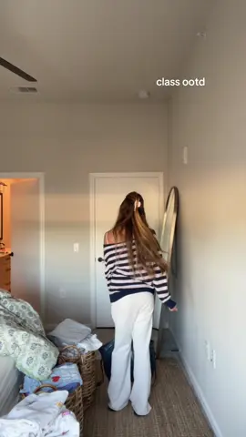 @Subdued #smuootd #collegeootd 