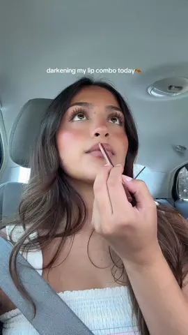 not too much of a difference but just enough 🧸✨ #lipcombo #fall 