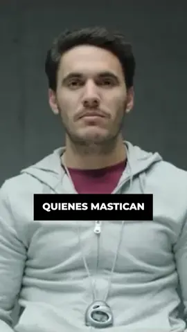 ⚡ ¿POR QUÉ PAGAN MÁS POR LO MISMO? Porque no compran el producto… compran la percepción que tienen de él. El mismo curso, el mismo servicio o la misma marca puede venderse por 10 o por 1000 según la emoción que despierte y el valor que transmita. 🧠 Siempre recuerda: El precio lo pones tú, pero el valor lo define cómo lo siente tu cliente. ¿Quieres aprender cómo hacer que lo que vendes se perciba más valioso y se pague sin objeciones? 👉 Dale like a este Reel y luego haz clic en el enlace de mi perfil donde obtendrás un curso gratuito que revela cómo atraer una avalancha de clientes ideales a tu negocio en 30 días o menos, garantizado. 🤯 🚀 No lo olvides, estás cerca… #funnelsdeventa #embudosdeventa #venderenautomatico