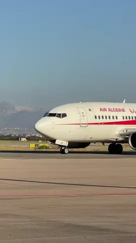 #airalgerie #boeing737 #houariboumedienea #éroport 