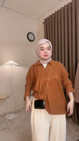 masukkk sekarang blouse caly restock😍#blouse #blousemurah #blousewanita #blousecantik #blousedesign 