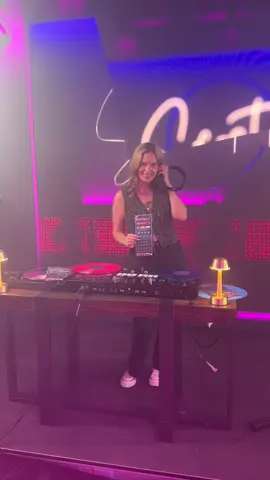 GIVEAWAY time, Oklahoma! I’ve teamed up with @OklahomaLottery to give away a Money Nights Scratcher Pack! Enter for your chance to win and add a little thrill to your week. Who’s ready to play?! For your chance to win: Follow me @tiffanyinoklahoma and @Oklahoma Lottery  Tag 2 friends who are feeling lucky #Oklahoma   #OklahomaWins