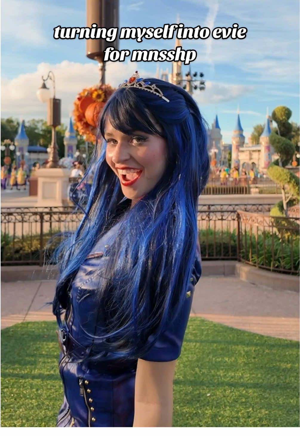 turning myself into evie, my favorite descendant, for mnsshp!!! she’s my spirit animal!! (mickeys not so scary halloween party round 2) 🤭👑 #mnsshp #mickeysnotsoscaryhalloweenparty #eviedescendants #eviecosplay #descendants @SofiaCarson @Disney Channel 