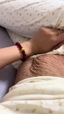 Yuk hempaskan Stretch Mark di perut atau paha kamu,coba Stretch Mark oil dari Ciara,harga promo, langsung checkout #perawatan #strechmarks #strechmarkoil #strechmarkremoval #fyp 