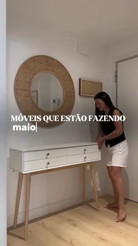 Móveis que estão fazendo maior sucesso esse ano. Vou deixar os links nos comentários. Clique no comentário, copie e cole numa conversa de whats que os links ficarão clicáveis. #decoracaodecasa #moveisshopee 
