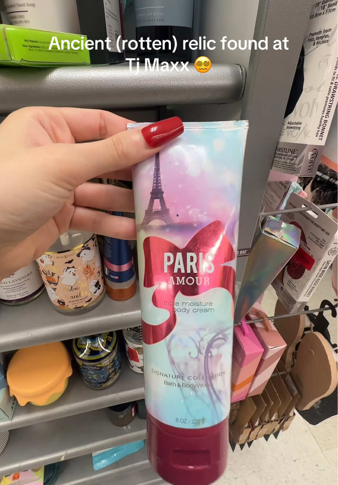 Lolll huhhh #tjmaxx #bathandbodyworks #vintage #parisamour #shopping @Bath & Body Works @TJ Maxx 