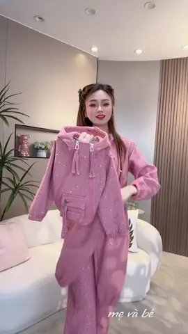 sét đồ xinh tiểu thư cao cấp sang chảnh cá tính cho bé gái #setdokieuhanquoc #setdobotieuthusangchanhcatinh #thinhhanhtiktok2025 #aokieuhottrend #xuhuongfreefire 