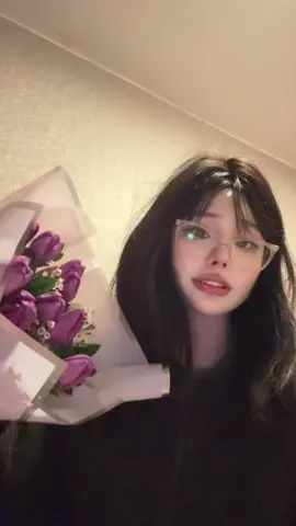 No hay envidia en un corazón lleno de gratitud. 🌷