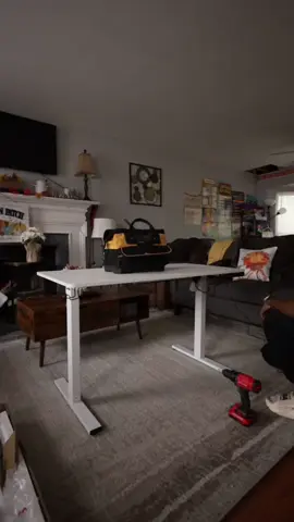 Level up your workspace with this electric standing desk. Smooth motor lift, sturdy steel frame, and memory height presets keep you comfortable whether you’re grinding or gaming. Holds dual monitors with ease and looks clean in any setup. #TikTokShopCreatorPicks #StandingDesk #HomeOfficeSetup #WorkFromHome #DeskGoals