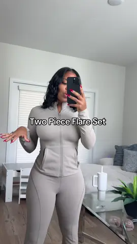 Flare Pants Set with THEE best quality !!!  #flarepants #twopieceset #lululemon 