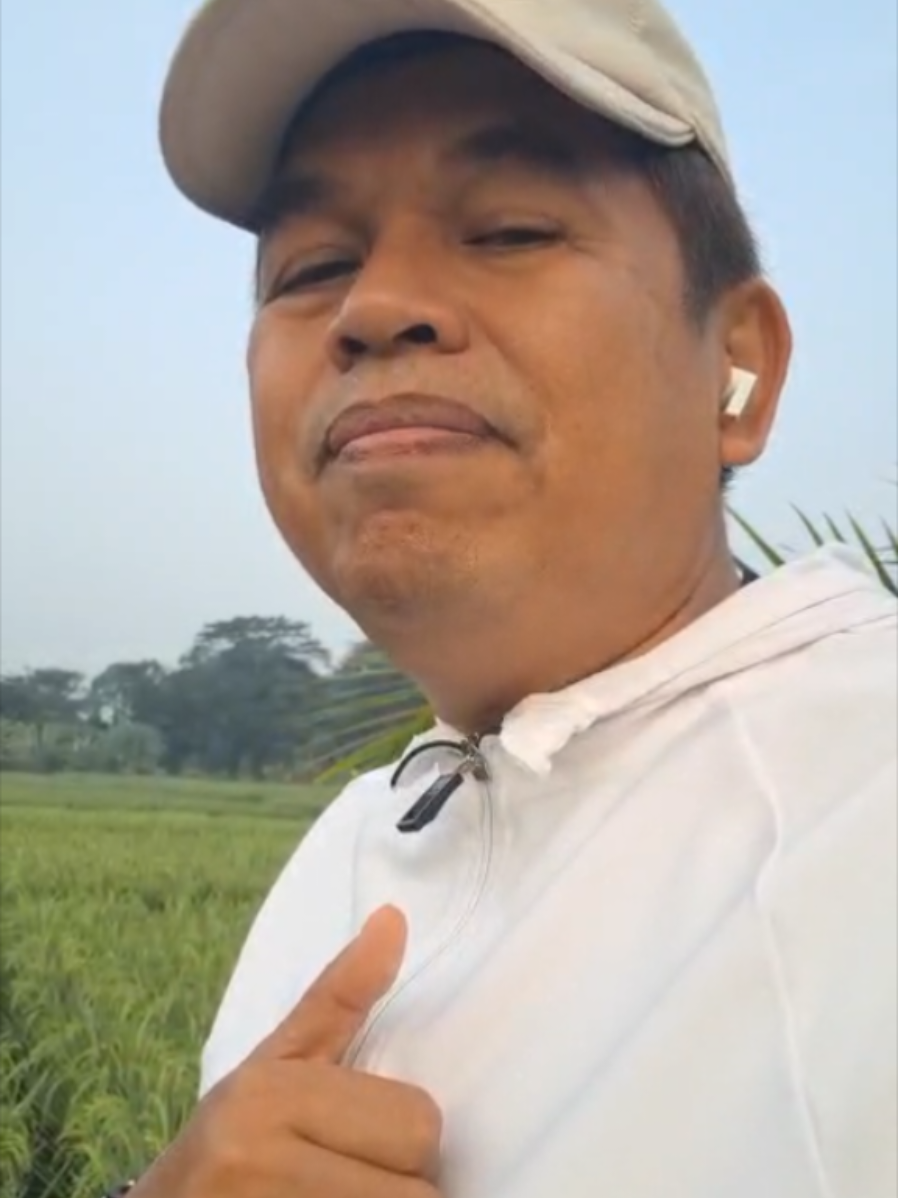 Ibu hari ini anaknya dijemput ya..untuk biaya ibu tidak harus memikirkannya lagi