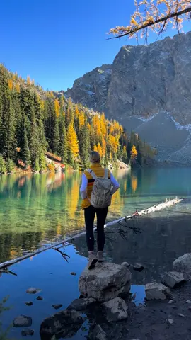 Welcome, fall #PNW #autumn #nature #views #Hiking 