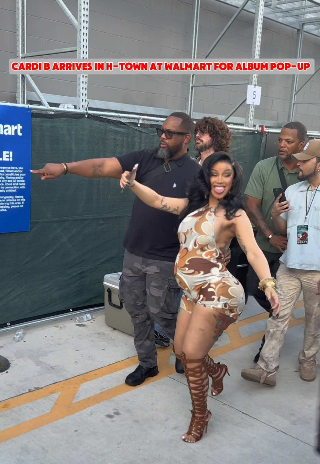 More than 1,000 Cardi B fans waited hours in a Cypress Walmart parking lot in Houston to take photos with the rapper at a pop-up appearance. @Cardi B @Cardi B @Cardi B Fanpage #cardi #cardib #houston #texas