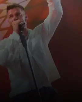 Ricky Martin y Carin Leon -A medio Vivir #music #letrasdecanciones #rolitas #videolyrics #lyrics 