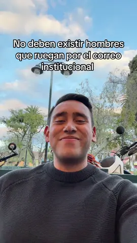 Cada uno ruega como quiere jaja 