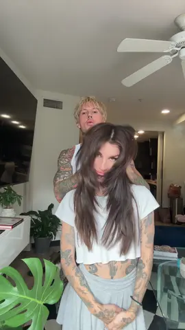 Heavy layer and blow out 💨 on miss thang @Gabby Lamb  #lahair #foryou #haircuttransformation 