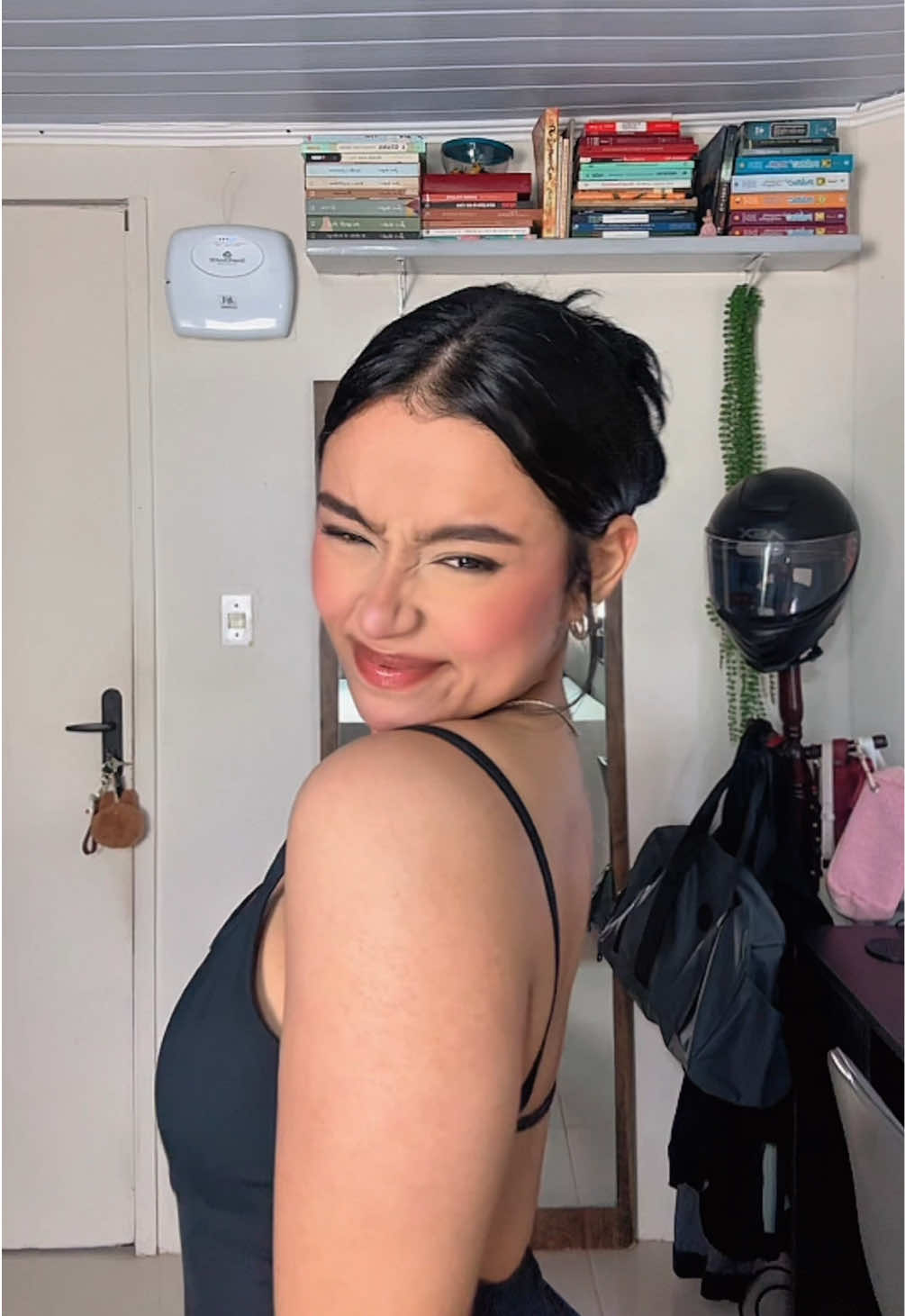 Penteado que vocês pediram do vídeo é esse meninas, nada muito trabalhoso #viraltiktok #fy #gymgirl 