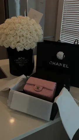 I’m inloveeeee🥹  #fyp #myway #chanel #aestheticvideos 